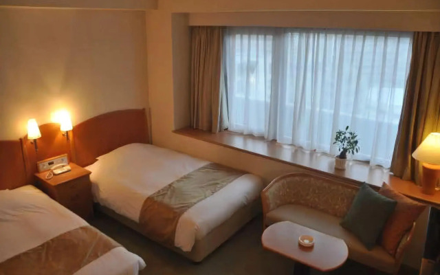 Kobe Luminous Hotel Hyogoekimae
