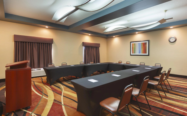 Best Western Plus Sherwood Park Inn & Suites