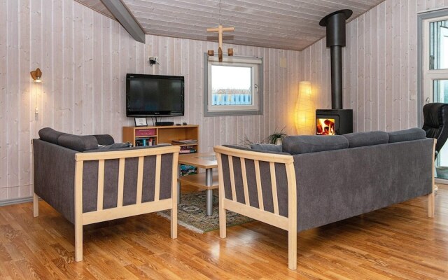 8 Person Holiday Home in Hemmet