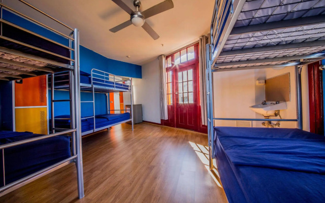 Mad Monkey Backpackers Bayswater