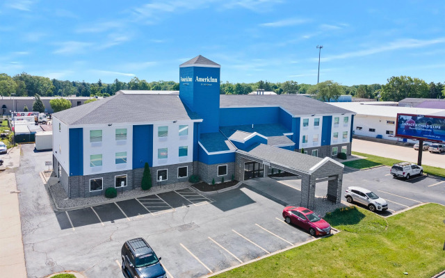 Howard Johnson by Wyndham Urbana