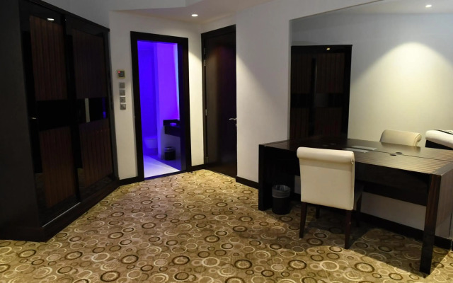 Ista Suites Seef