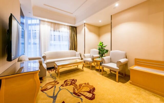 Vienna Hotel (Nanjing Qidi Street)