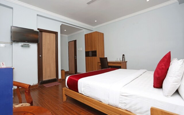 Hotel Svm Grand By OYO Rooms