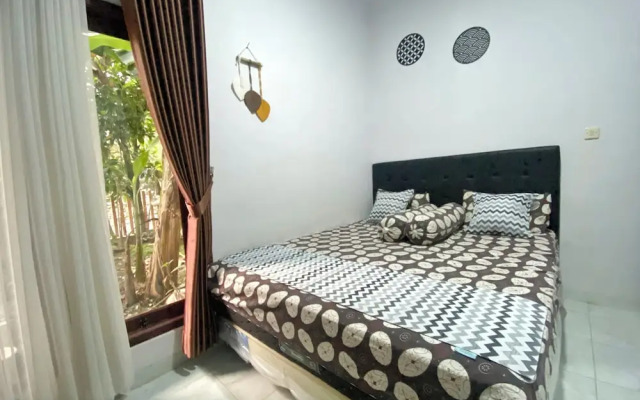 LieFly Prambanan Villa