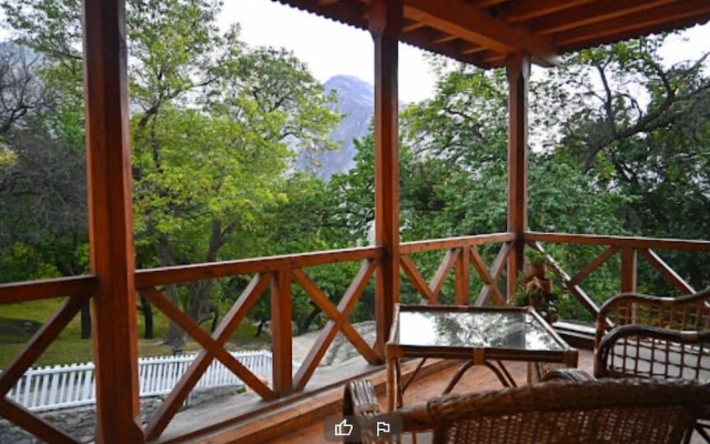 Serena Altit Fort Residence