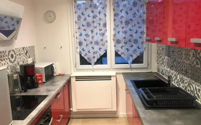 F3 Avec Parking Rouen Cote Dock76