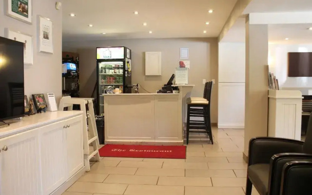 Knights Inn Flesherton