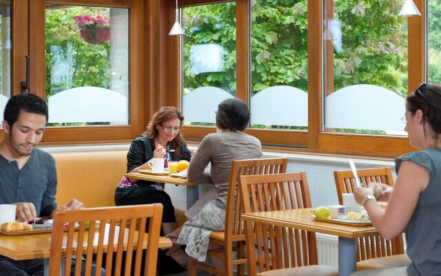 ibis Charleroi Airport Brussels South