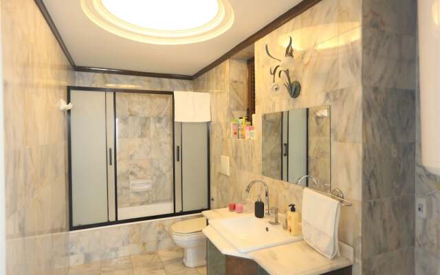 Luxury 4+1 Apt @ Nisantasi