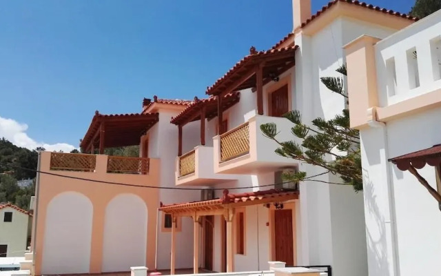 Nereides Seaside Apartments