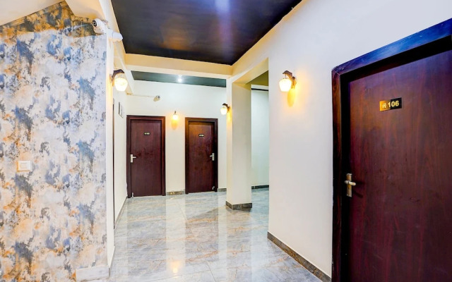 Fabhotel Dream Palace I
