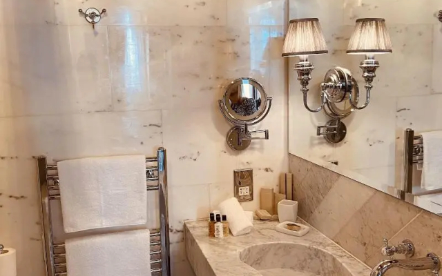 Lulu Boutique Hotel
