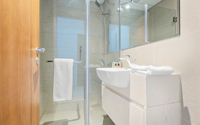Silkhaus Near Reem Island Mall Julphar Tower