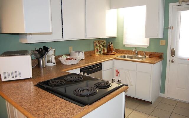 Harbor House 7 condo