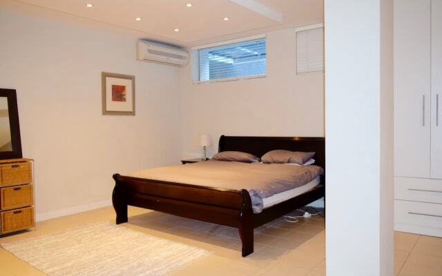 1 Bedroom Apartment in Fresnaye