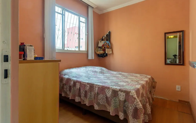 Apto com Tima Localiza o Wi-fi e Garagem