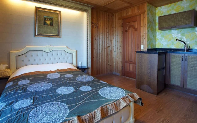 eL Roman Pension