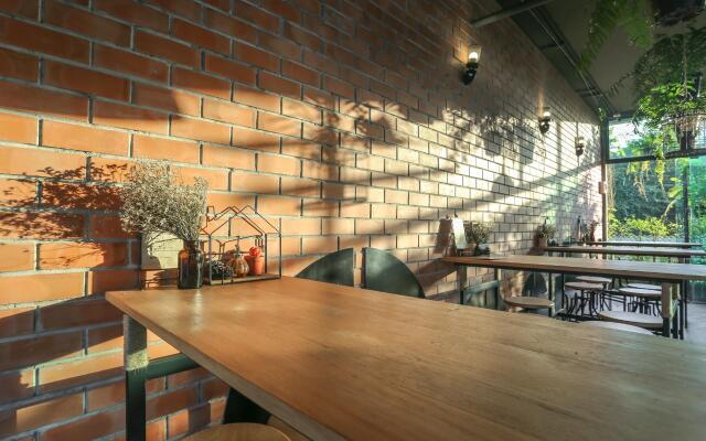 Get Zleep Premium Budget Hotel