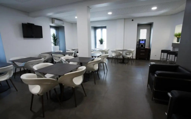 Hotel Solaris