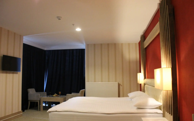 Neba Royal Hotel