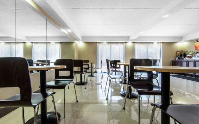 Comfort Inn