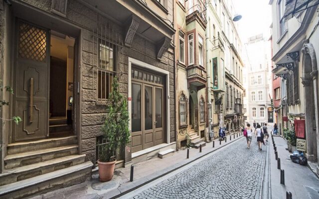 Galata Tower Suites By Mile Hotels