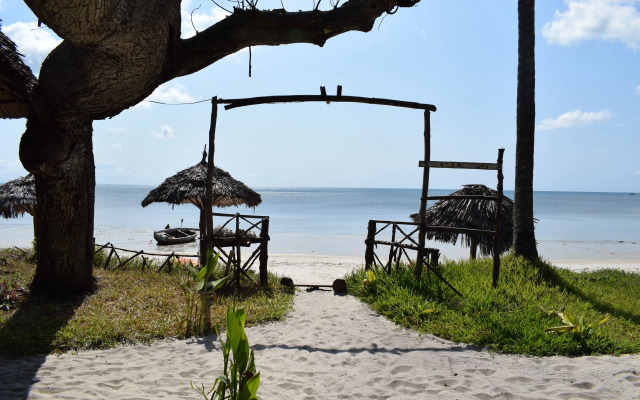 Juani beach bungalows