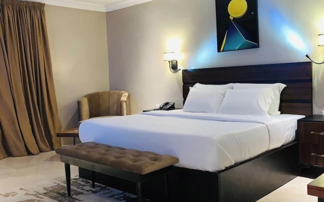 The Harmony Oasis Hotel and Suites