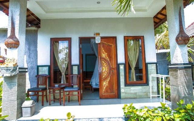 The Tanis Villas & Lembongan Express Bali