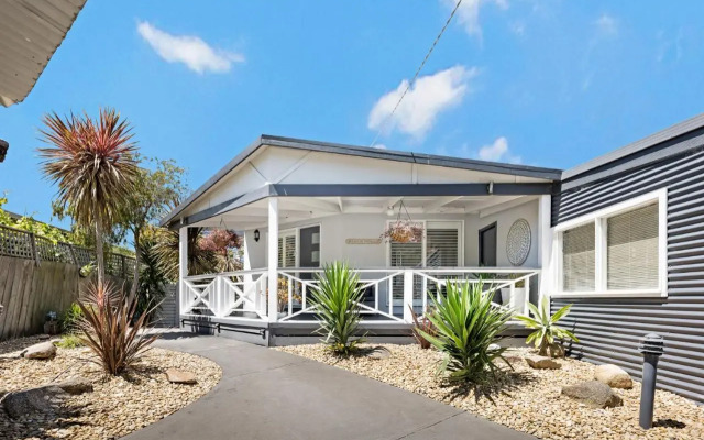 Peninsula Retreat