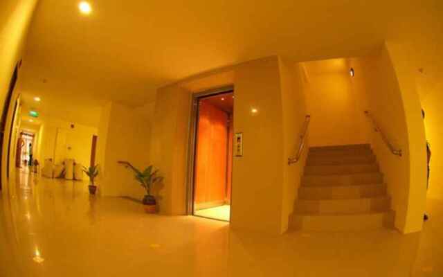 R-Con Residence