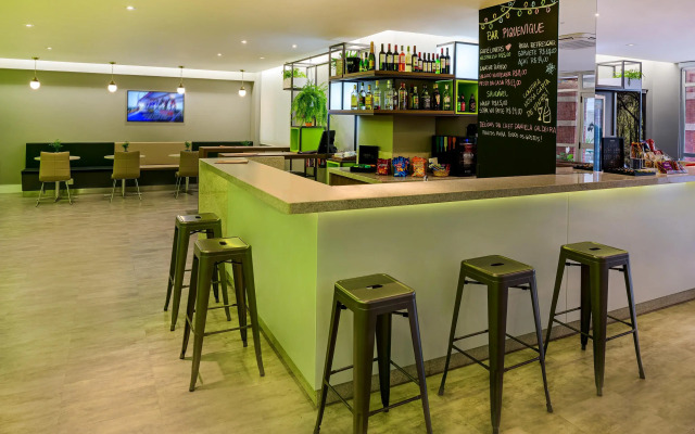 ibis Styles Curitiba Centro Cívico