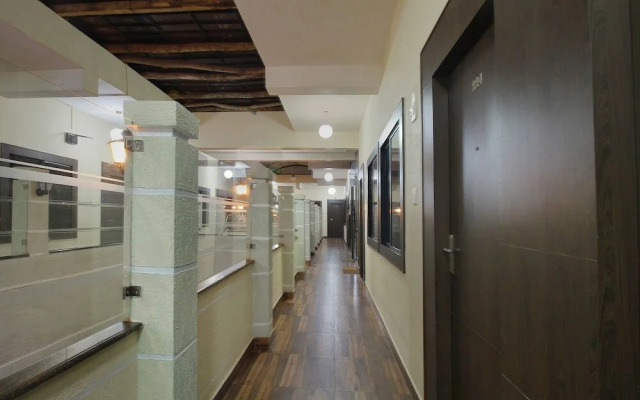 Comforts Inn by OYO Rooms