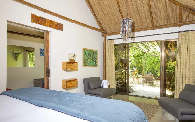 Libelula Lounge & Lodgings