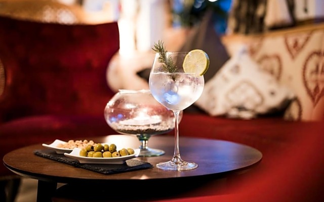 Laguscei Dolomites Mountain Hotel