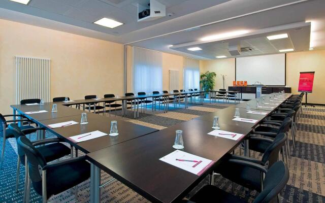 Garner Hotel Oberhausen by IHG