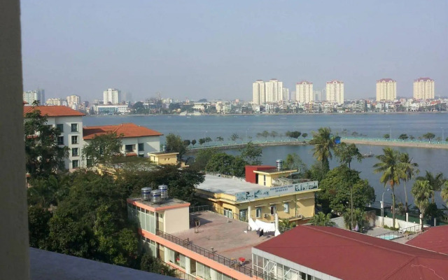 Quang Ba Trade Union Hotel