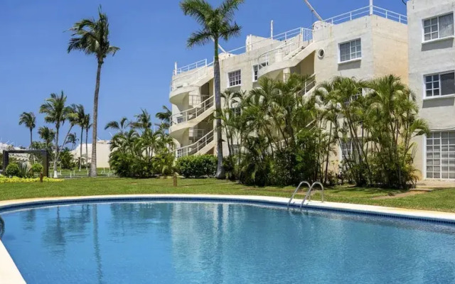 New Acapulco Retreat Garden Pool & Gym