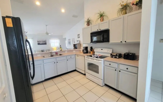 4 Bedroom Value Plus Home With Private Pool