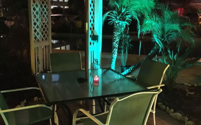 Amber Tides Motel