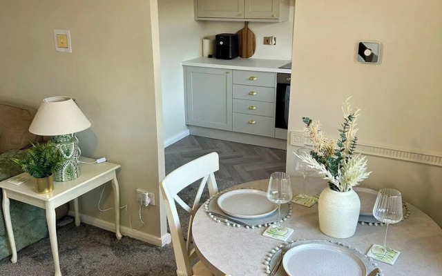 Peak District - 2 Beds - Sleeps 4 - Pet Friendly