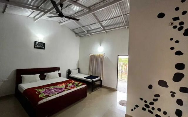 The Big Cat's Den - Maravakandy Resort