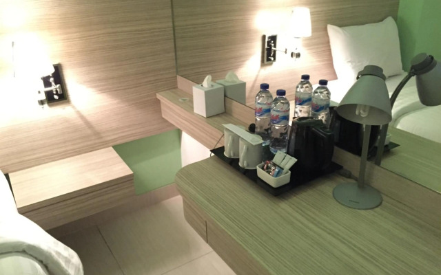 Whiz Prime Hotel Kelapa Gading