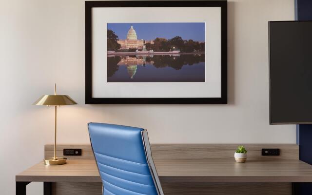 Crowne Plaza College Park - Washington DC by IHG