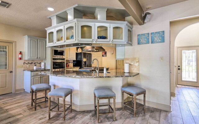 Waterfront Family Home w/ Patio in Hitchcock