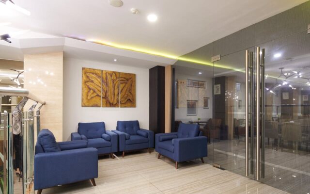 Verse Luxe Hotel Wahid Hasyim