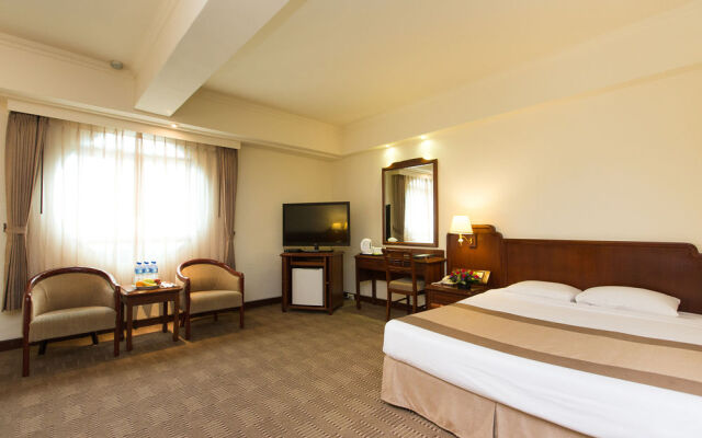 Marshal Hotel
