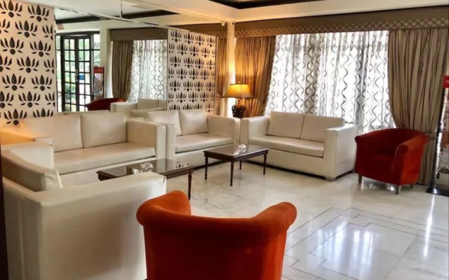 SCOOVEY The BMK Hotel