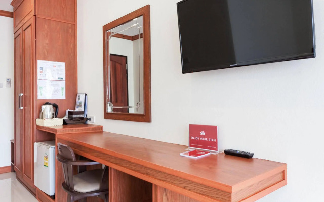 ZEN Rooms Chaofa Nok